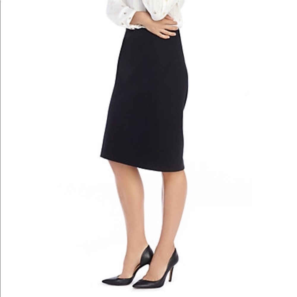 💗💗💗The Limited Luxe Black Skirt